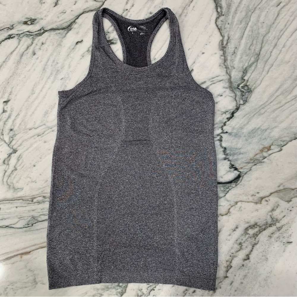 ZYIA Active Copper Charged Tank, Women’s Size Small. Excellent condition!‎